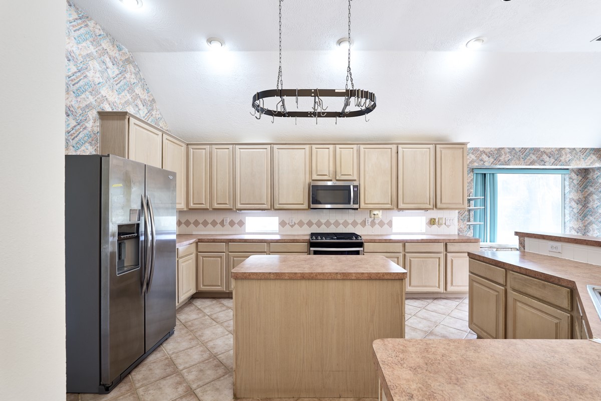 4006 Perry Knoll Court Property Photo 4