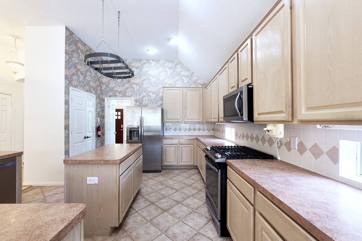 4006 Perry Knoll Court Property Photo 6