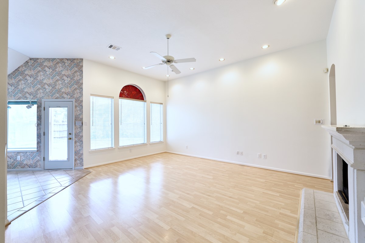 4006 Perry Knoll Court Property Photo 10