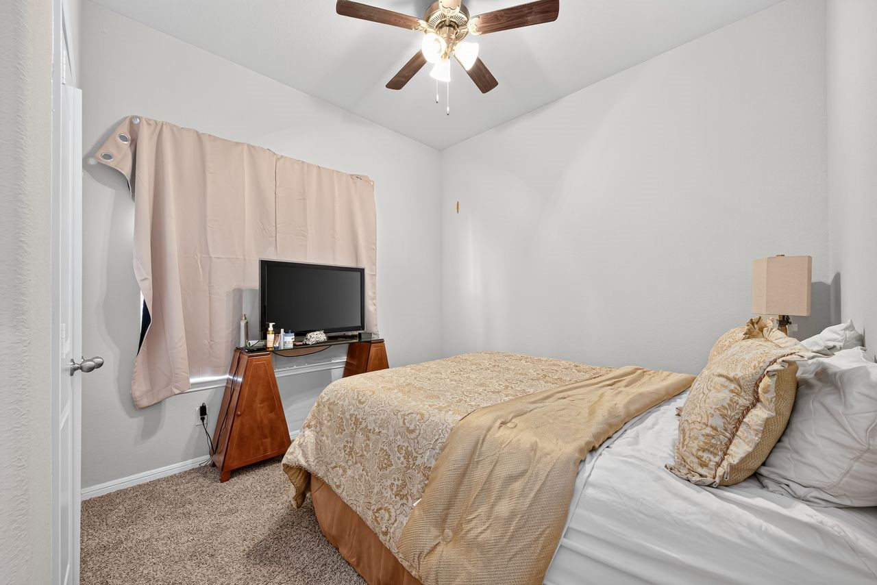 25818 Balsamwood Drive Property Photo 22