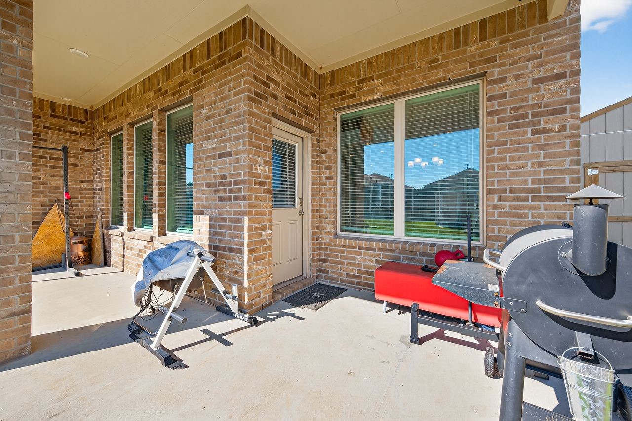 25818 Balsamwood Drive Property Photo 34