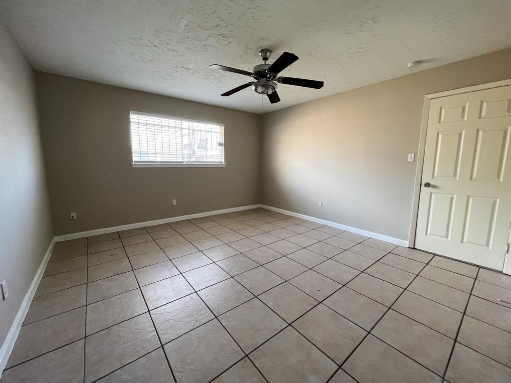 6736 W Fuqua Drive Property Photo 14