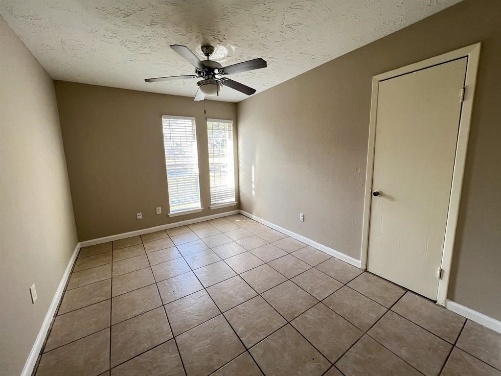 6736 W Fuqua Drive Property Photo 22