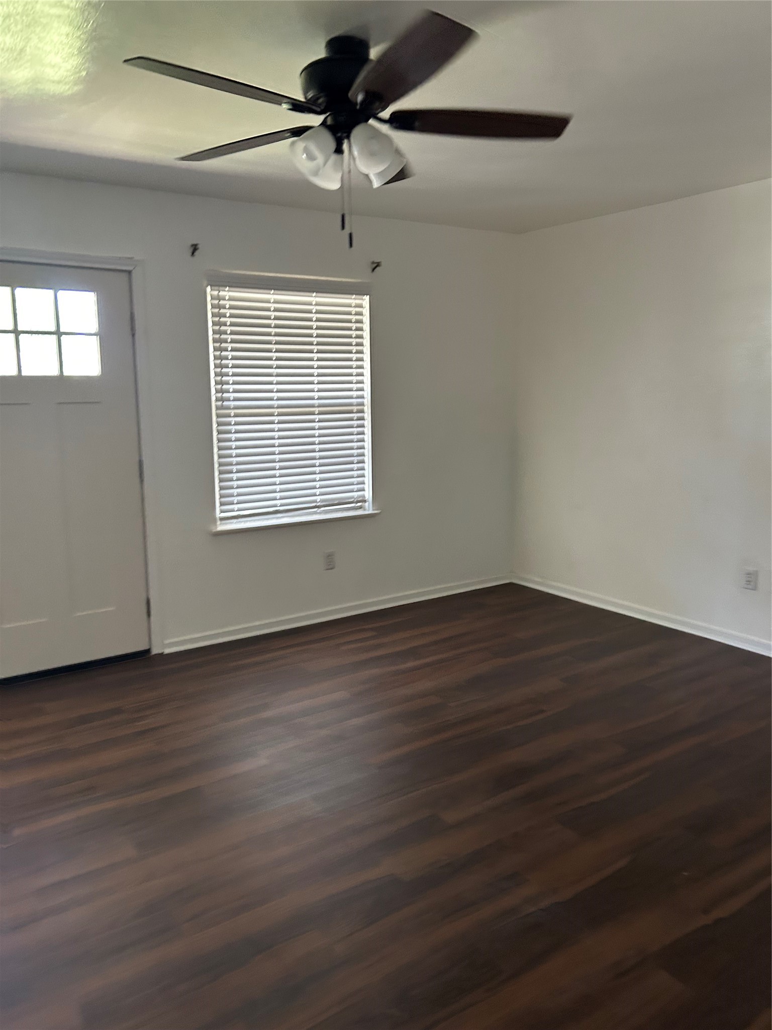 5522 Thrush Drive Property Photo 3