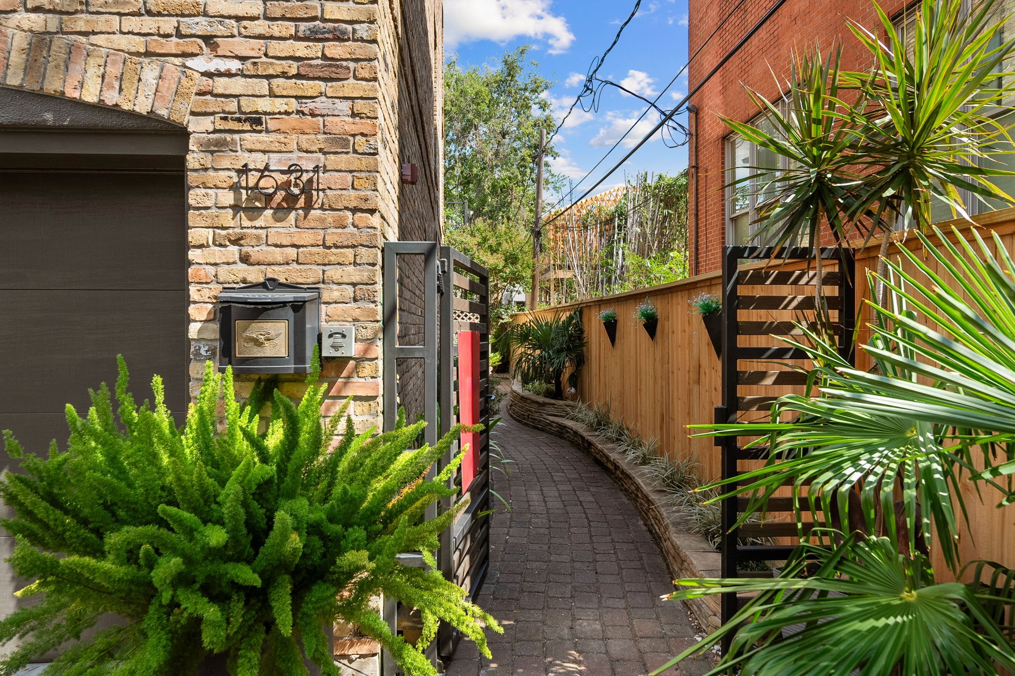 1631 Sage Street Property Photo