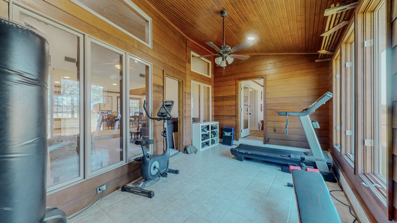 901 Casey Street Property Photo 35