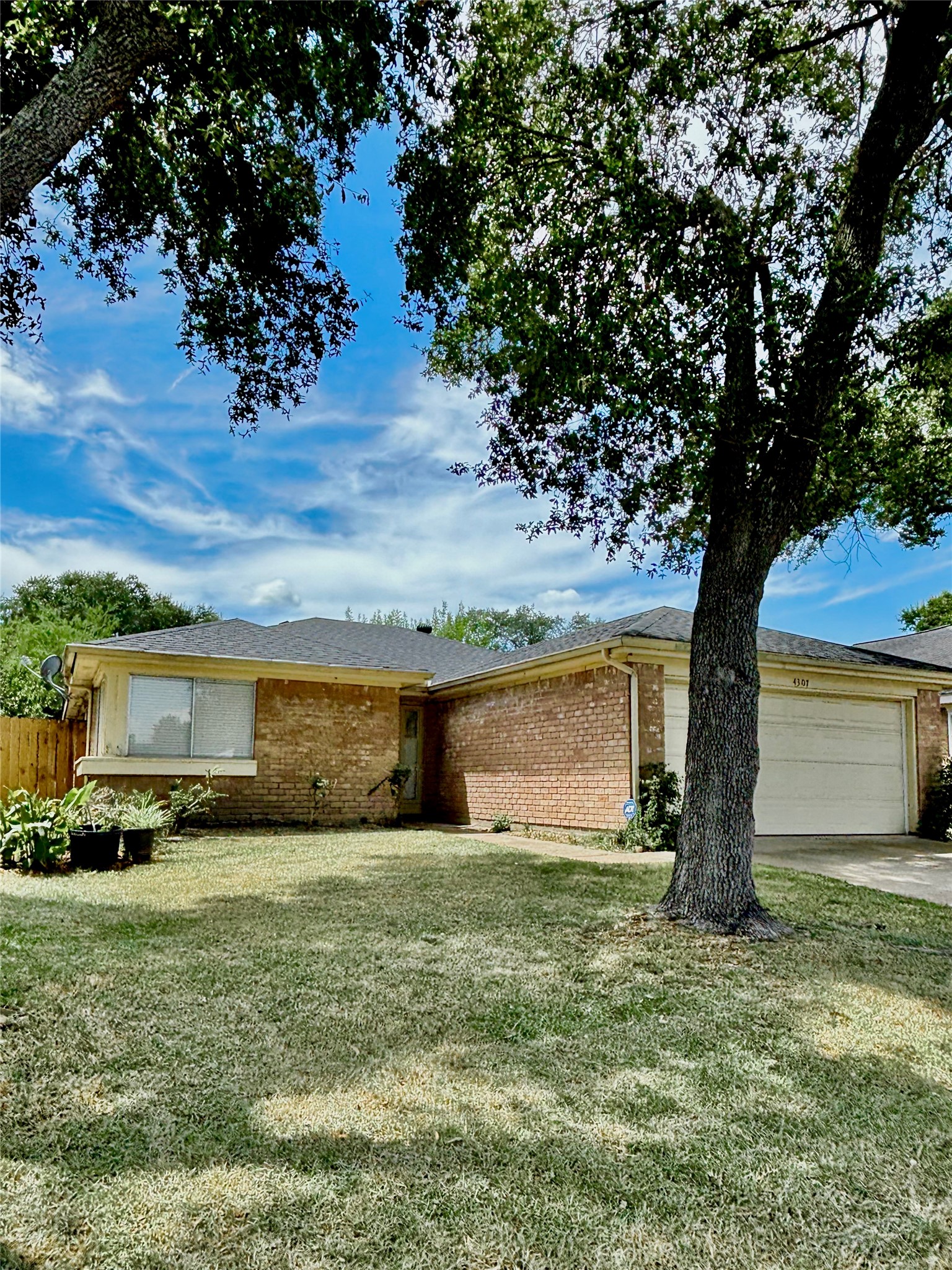 4307 Eagle Fork Drive Property Photo 1