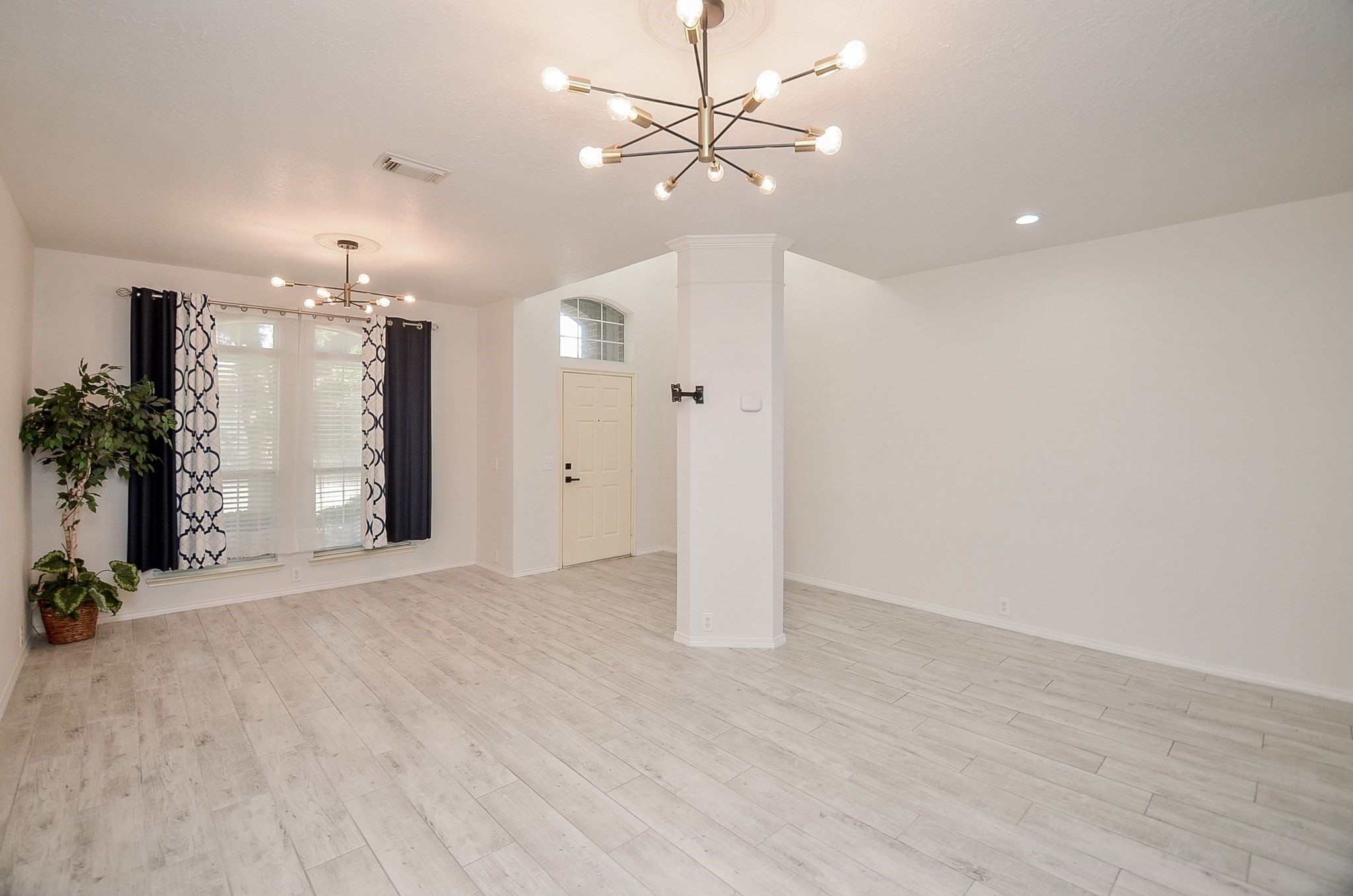 3050 Providence Oak Street Property Photo 12