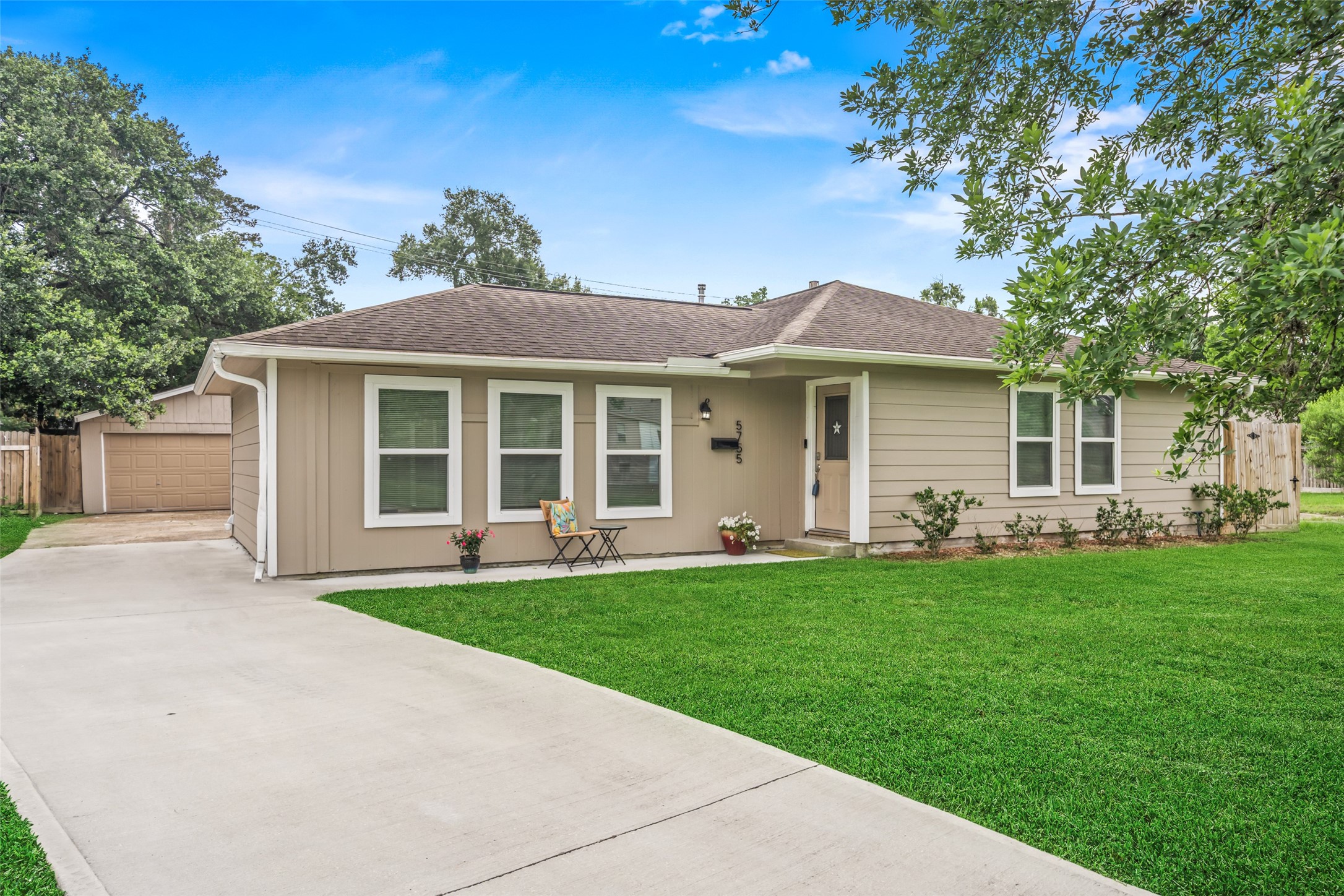 5755 Belvedere Street Property Photo 4