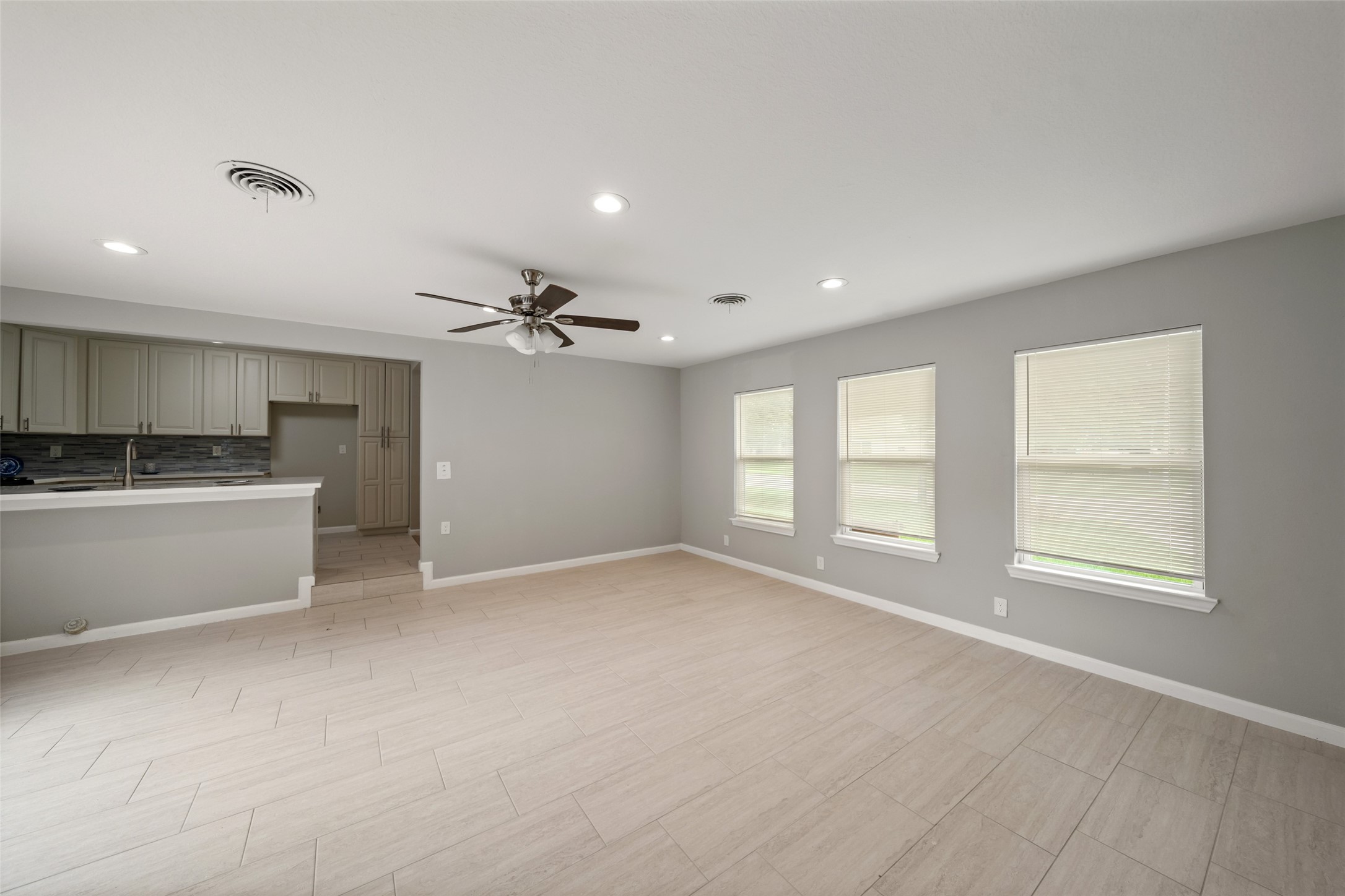 5755 Belvedere Street Property Photo 11