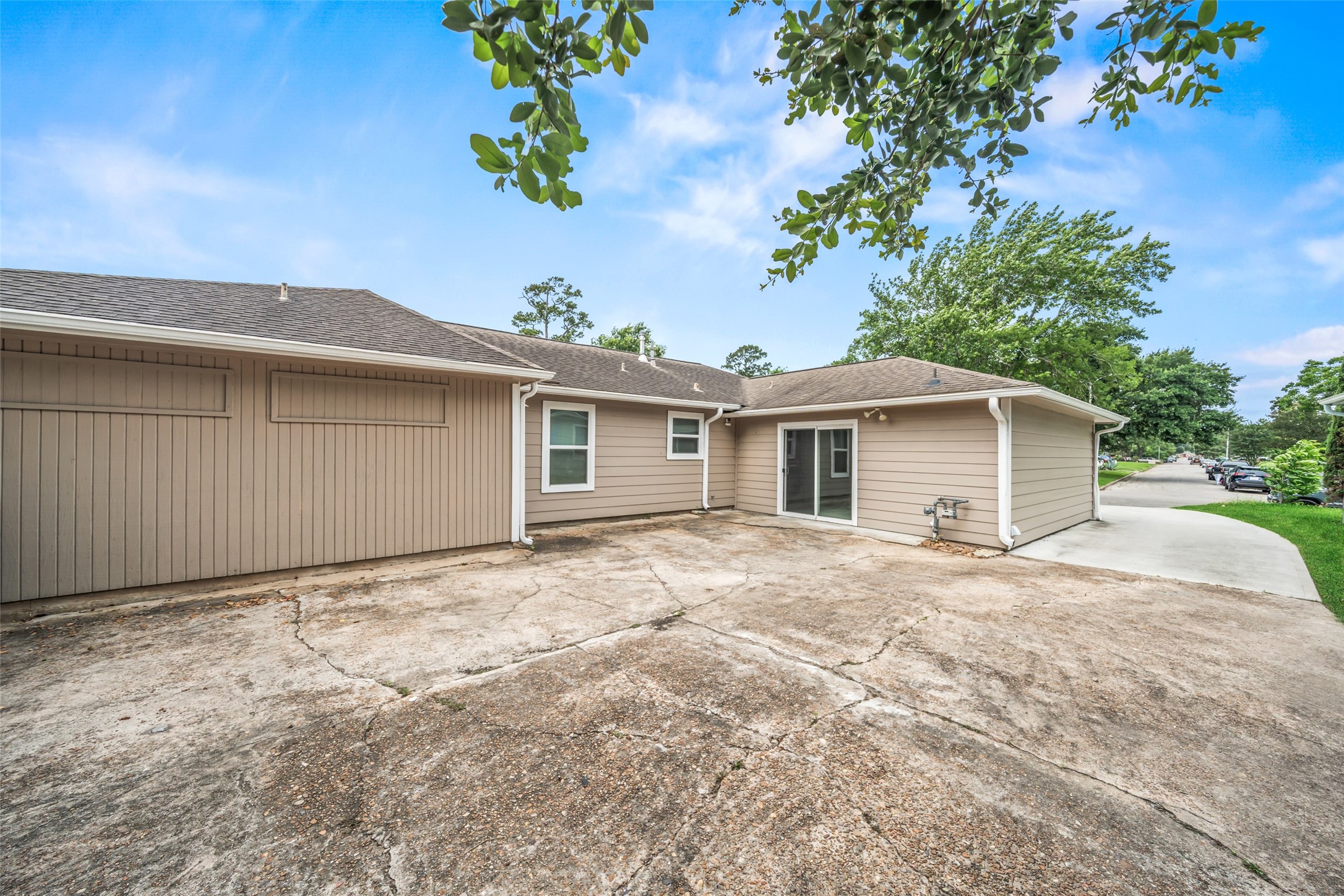 5755 Belvedere Street Property Photo 13