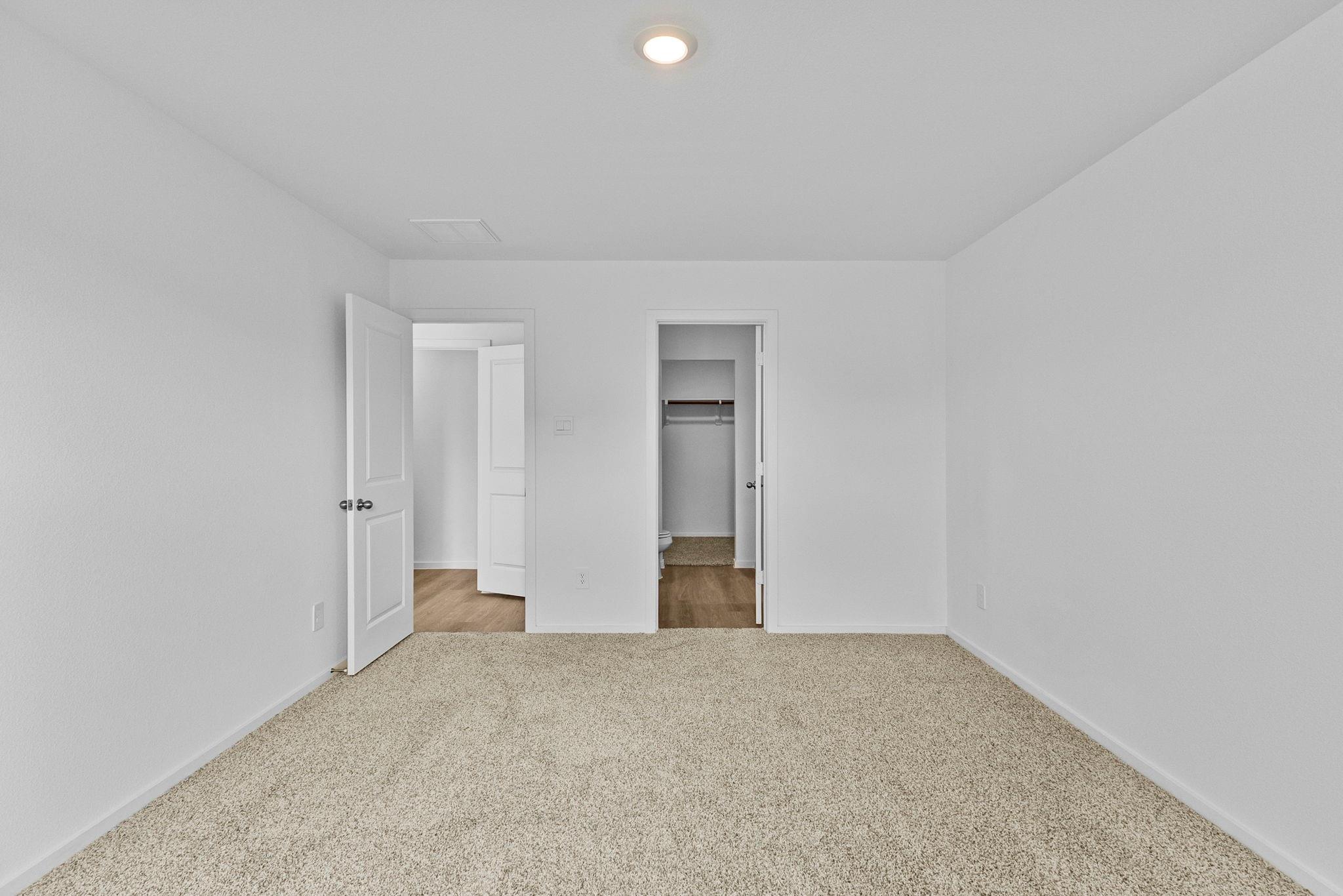 21919 Vernazza Bend Drive Property Photo 13