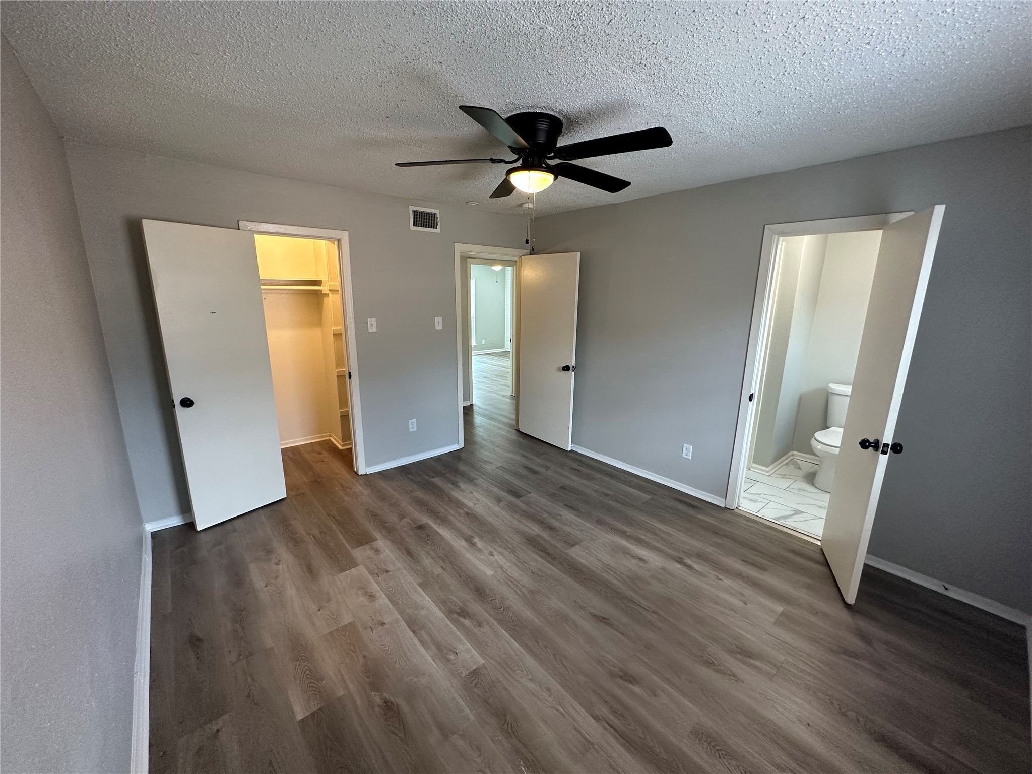 9711 Linkmeadow Lane 11 Property Photo 4