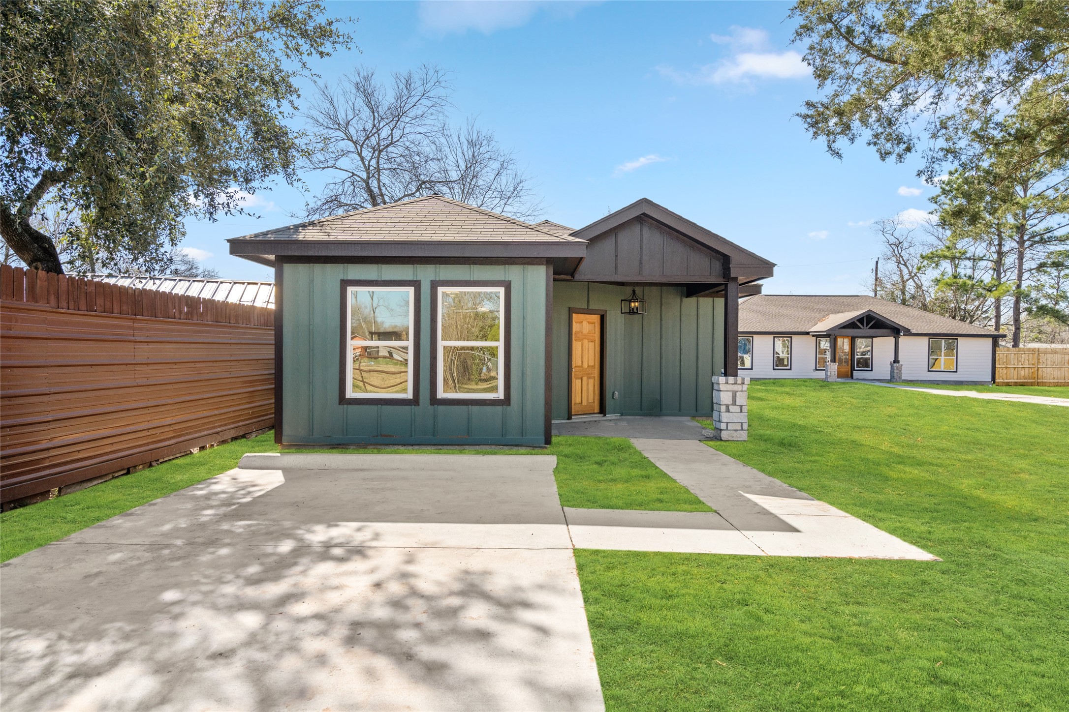 4656 N Teague Street Property Photo 8