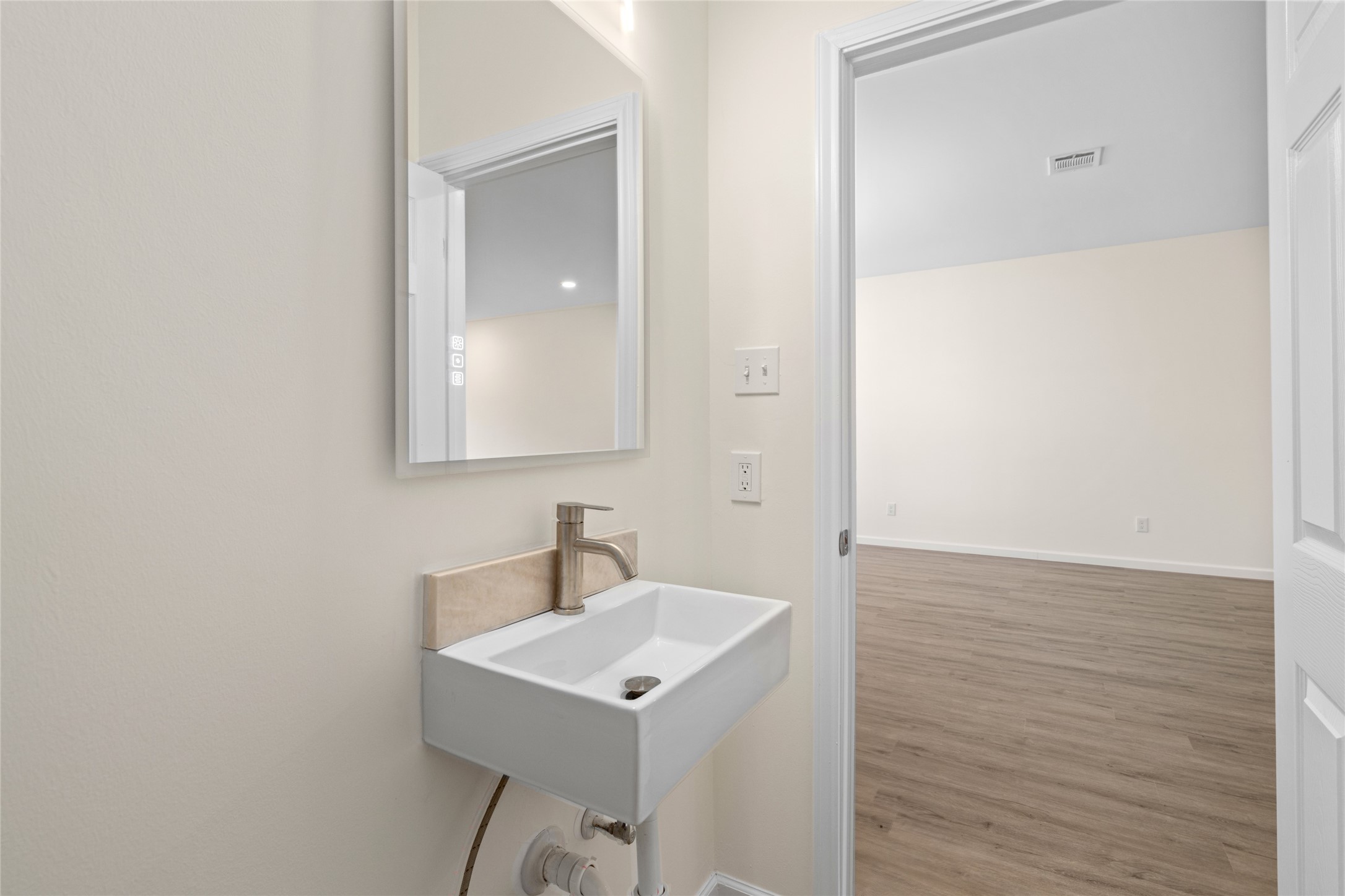 4656 N Teague Street Property Photo 20