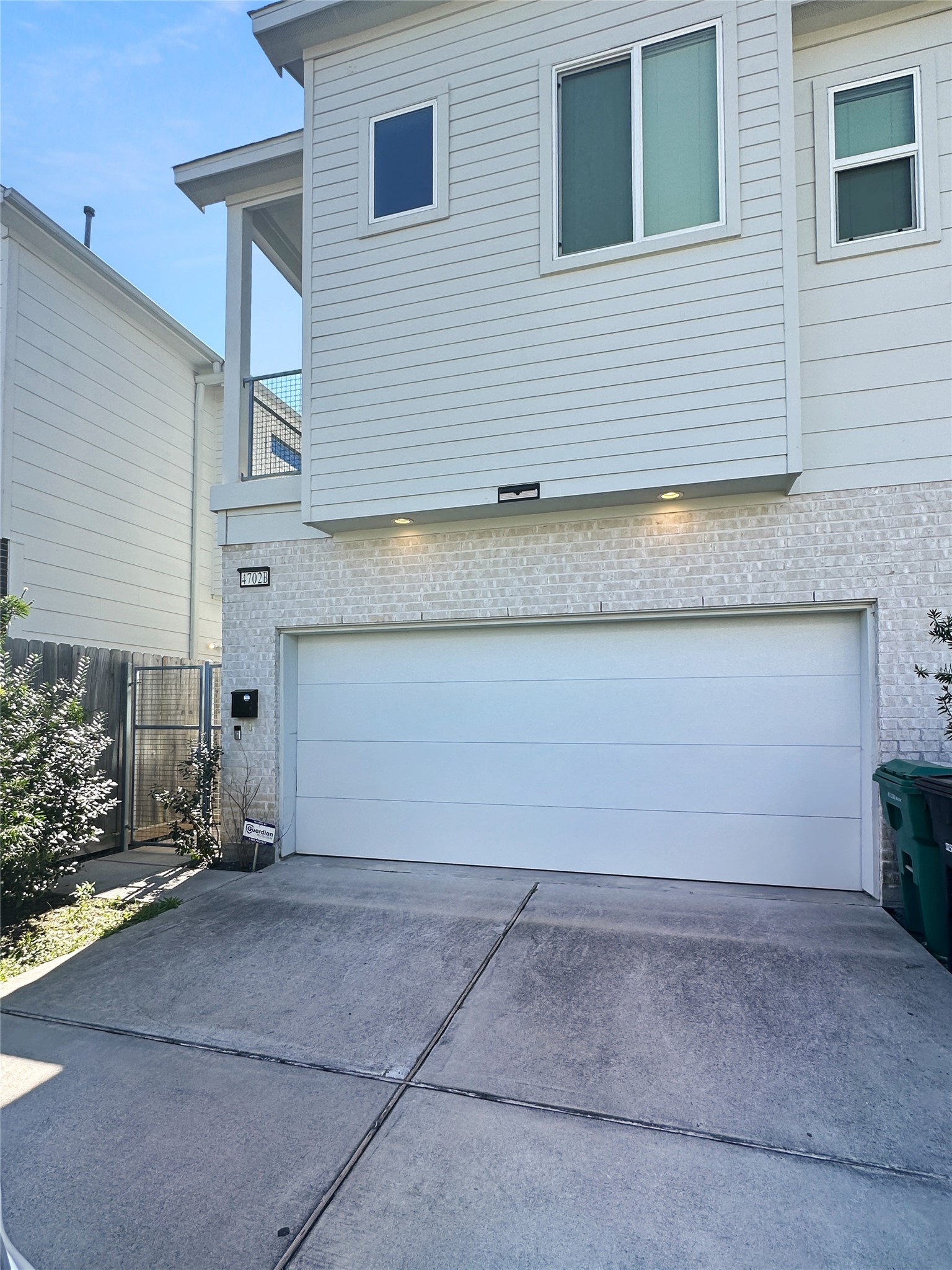 4702 Oats Street B Property Photo 1