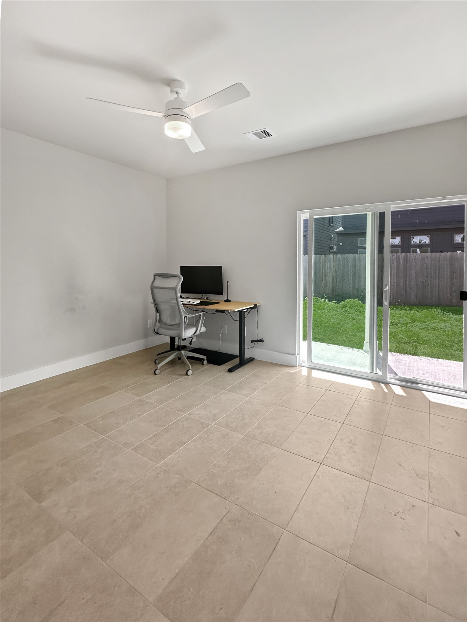4702 Oats Street B Property Photo 16