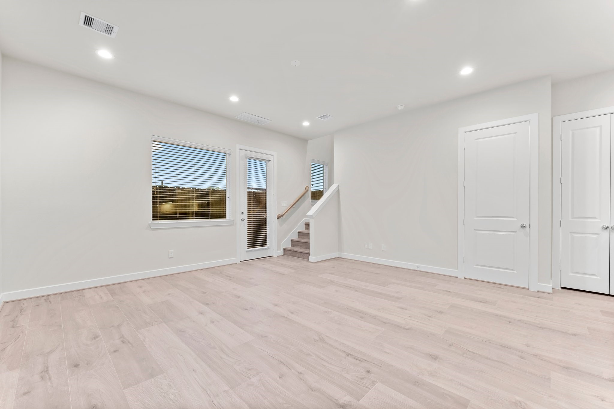 5905 Haring Lane Property Photo 8