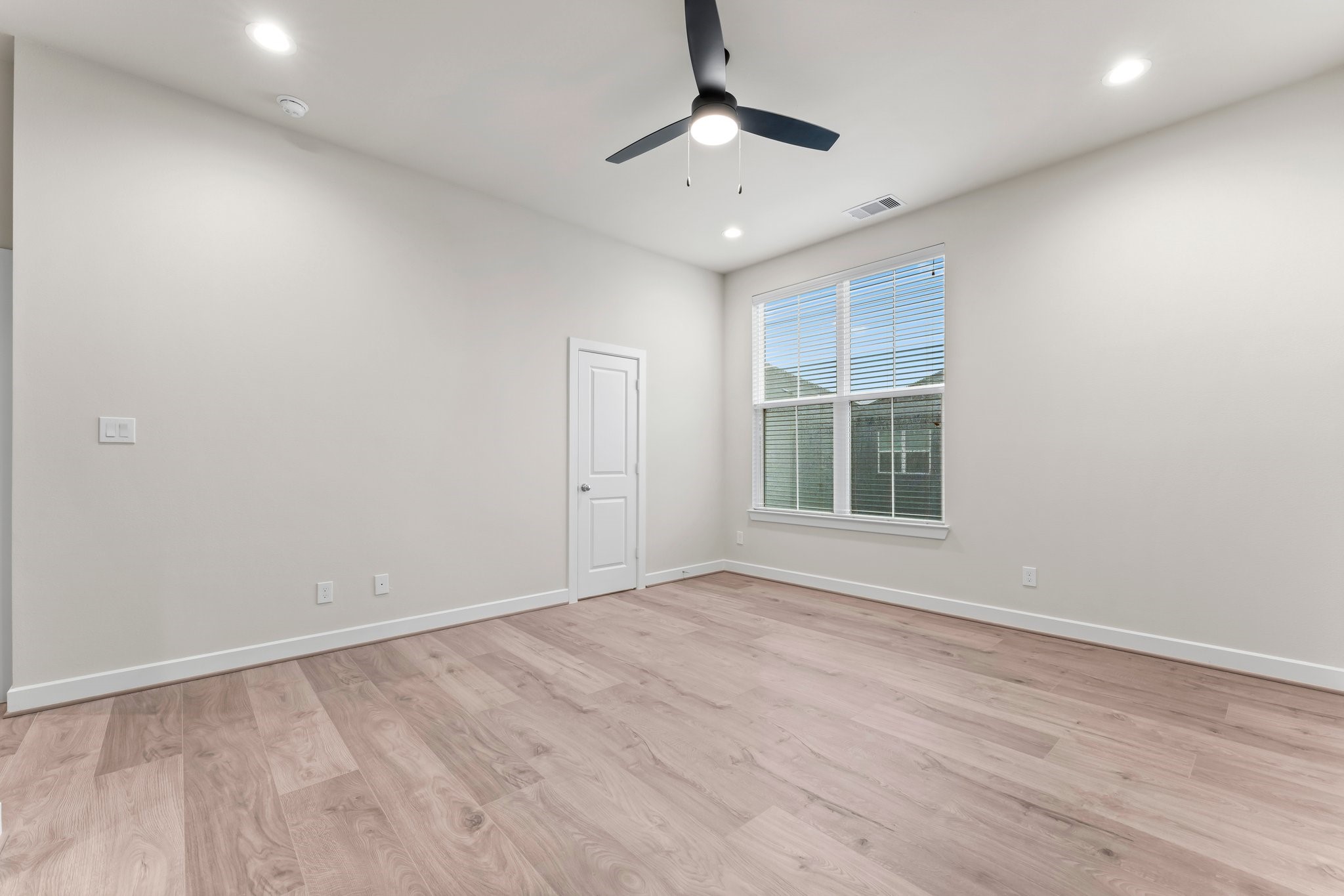 5905 Haring Lane Property Photo 18