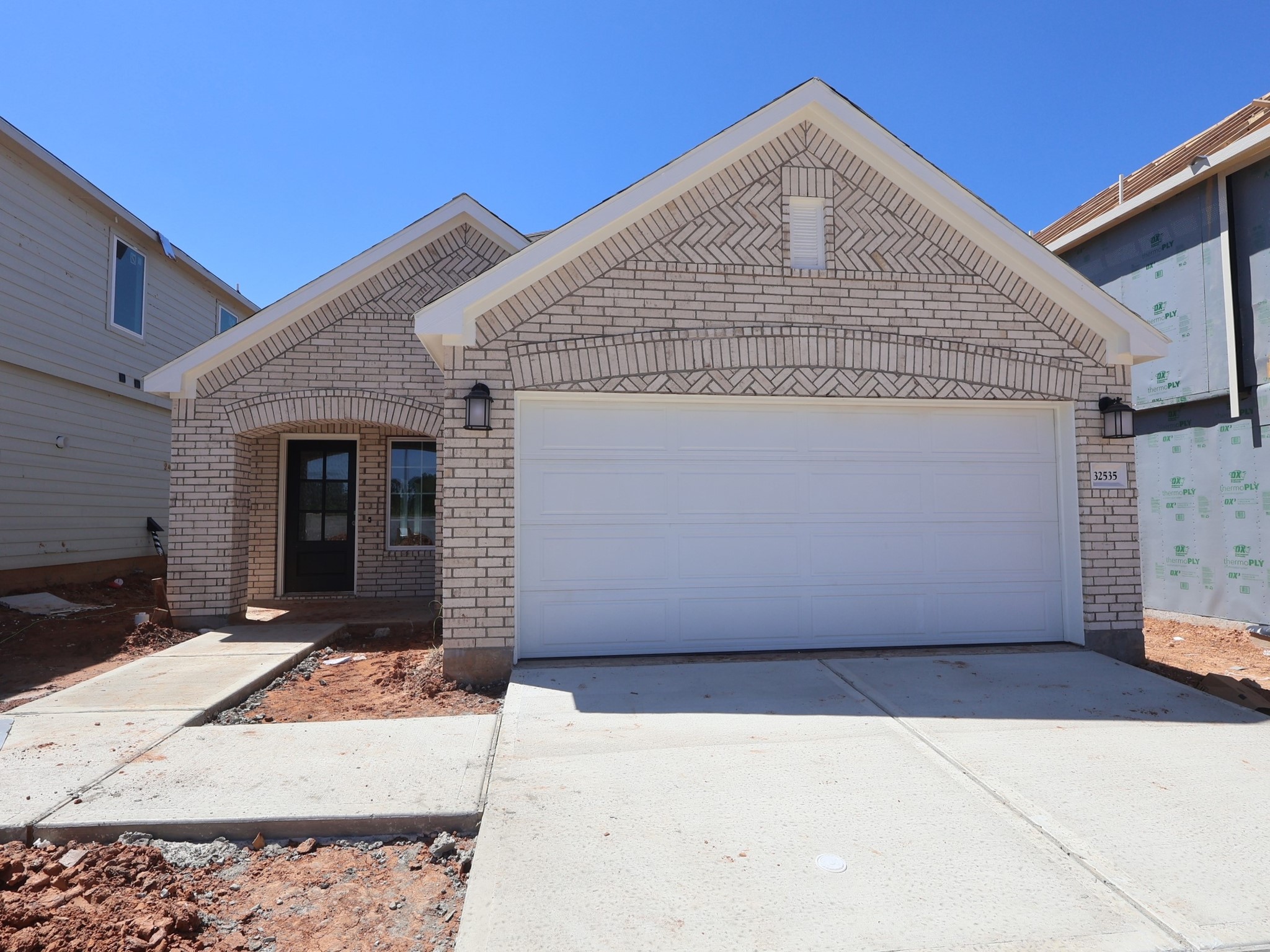 32535 Midsummer Drive Property Photo 1