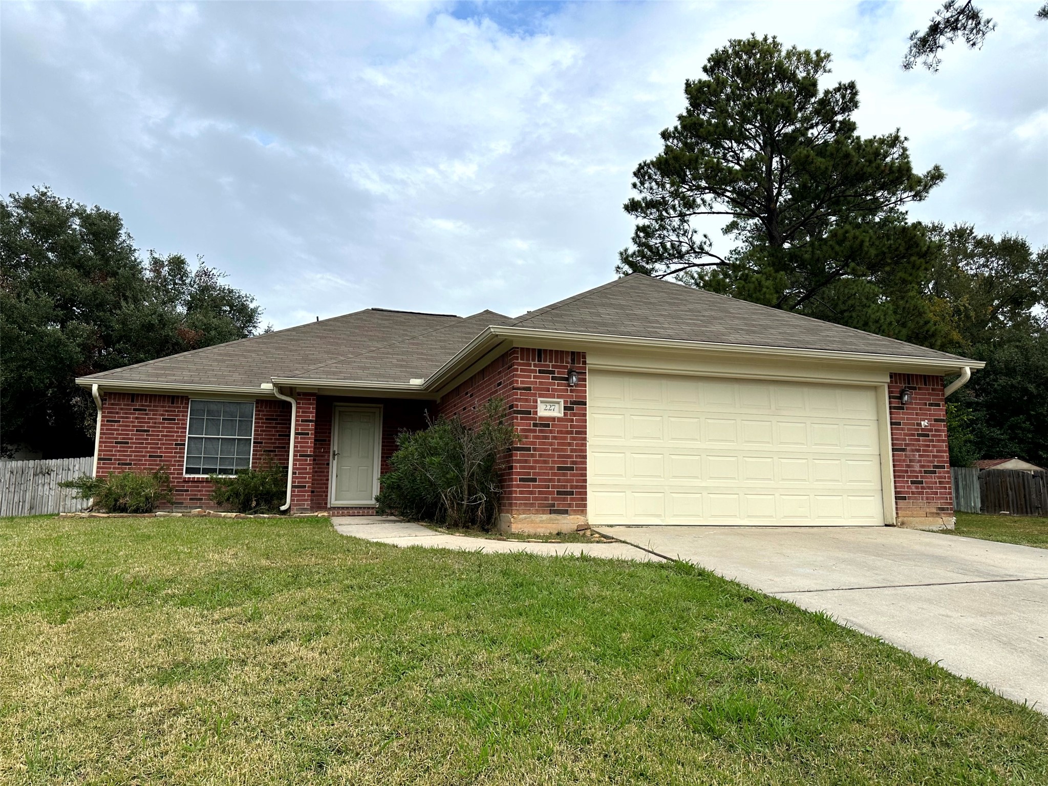 227 Cool Cove Property Photo 1