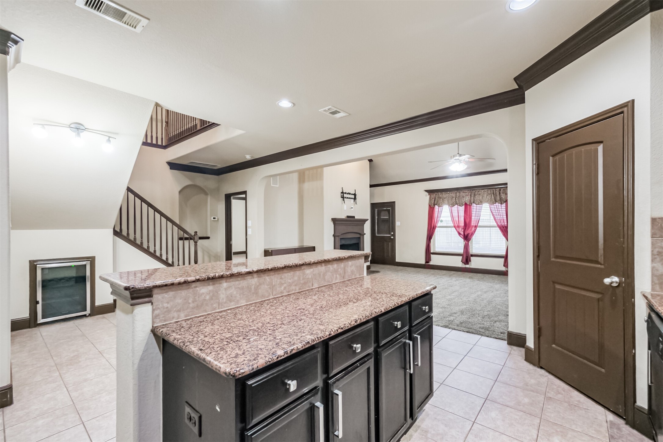 2606 Maverick Park Lane Property Photo 15