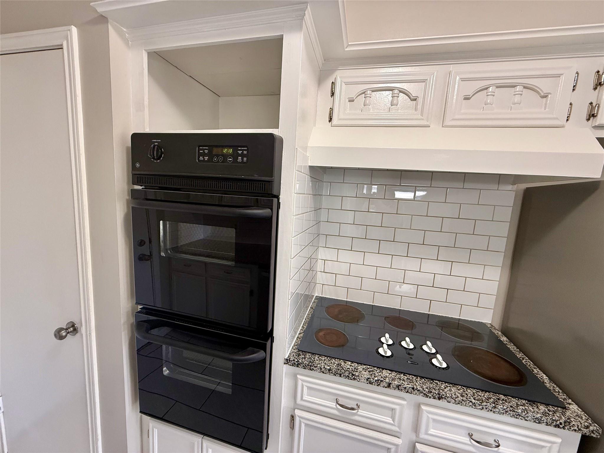 25114 Spring Ridge Drive Property Photo 10