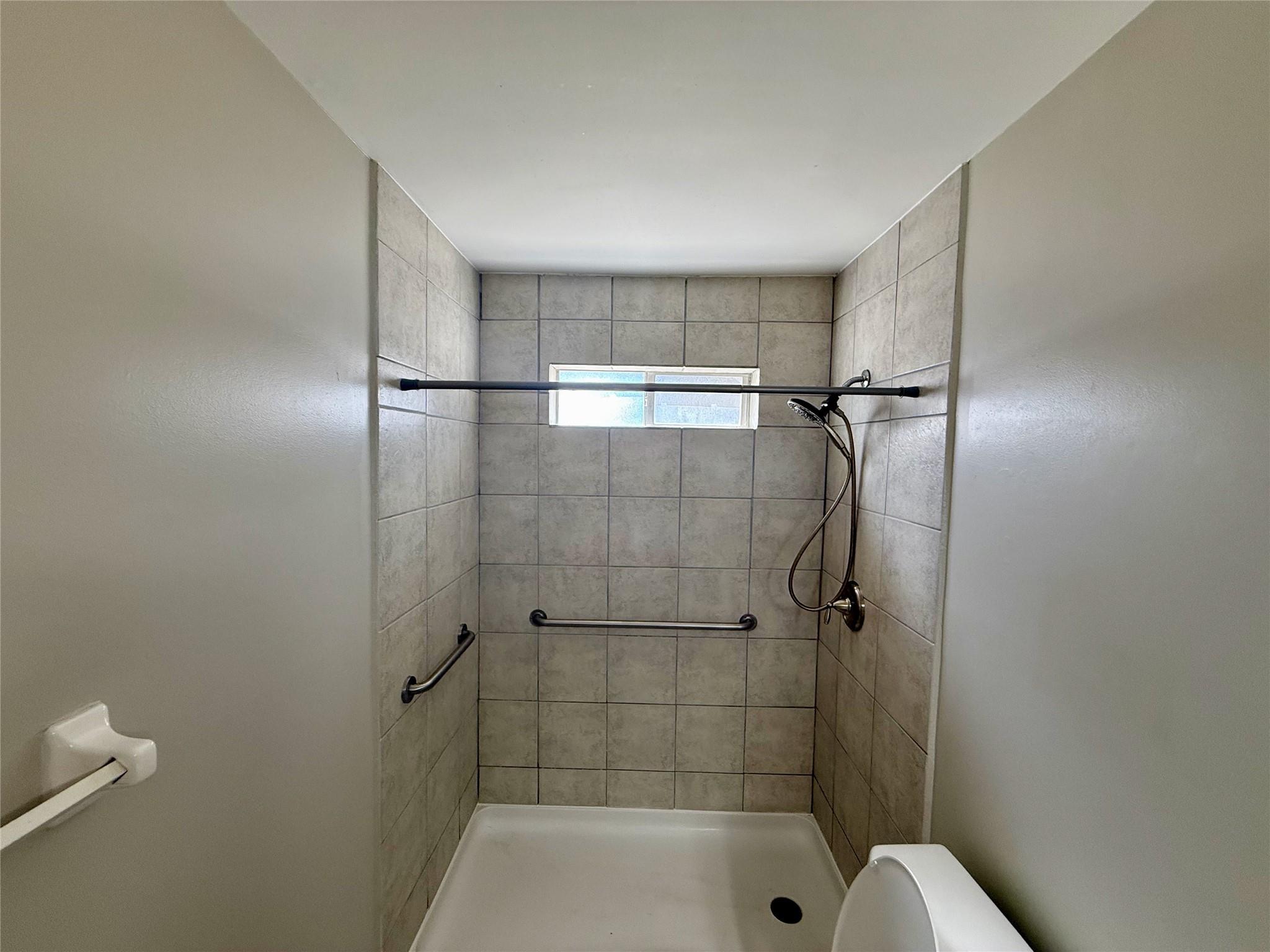 25114 Spring Ridge Drive Property Photo 28