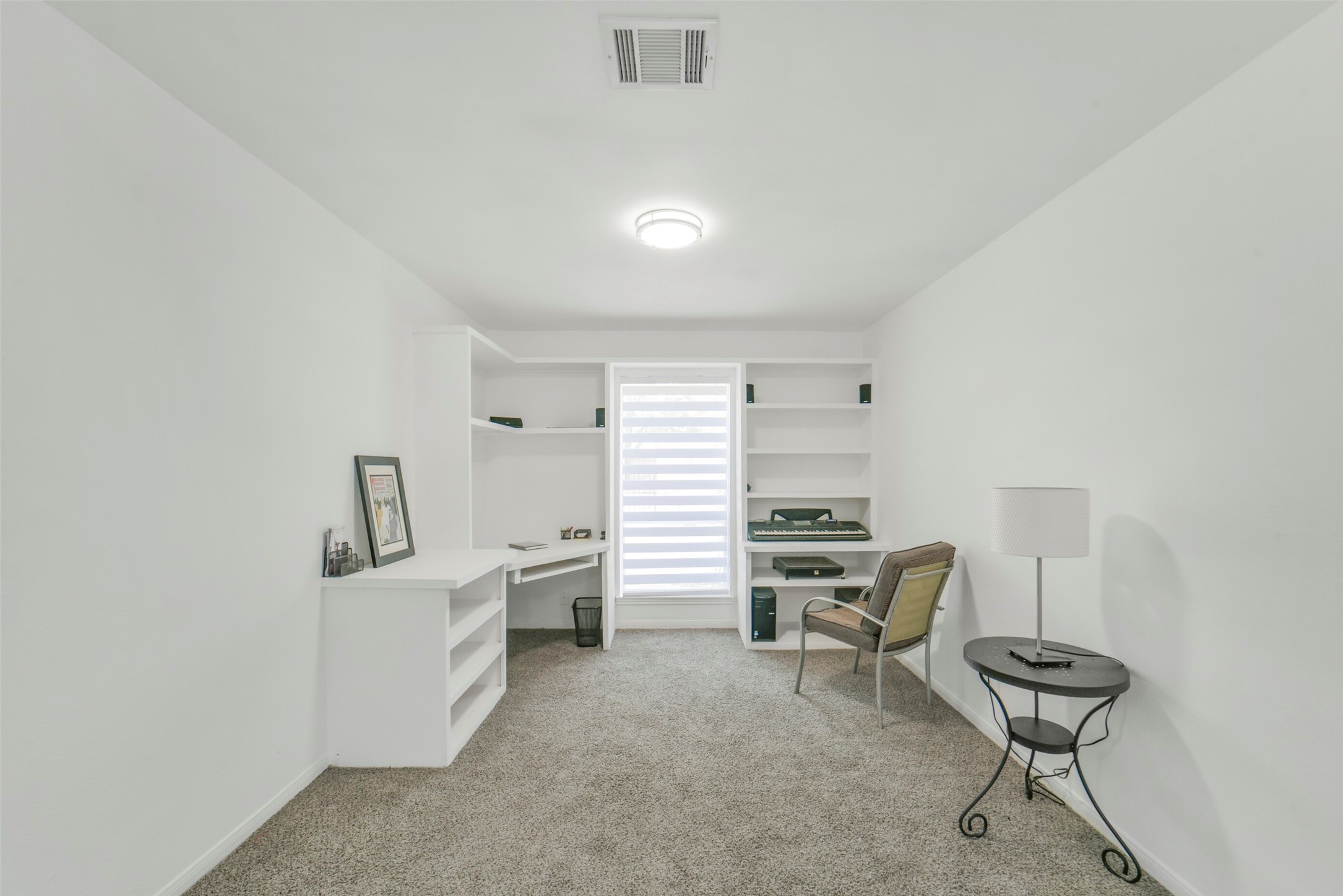 1823 Cherry Bend Drive Property Photo 9