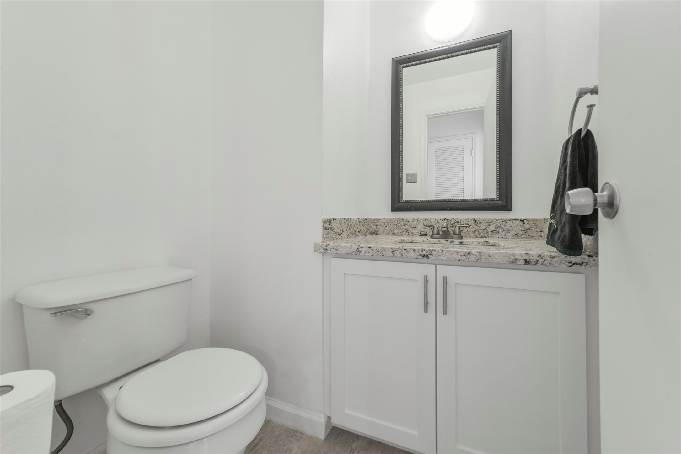 1823 Cherry Bend Drive Property Photo 25