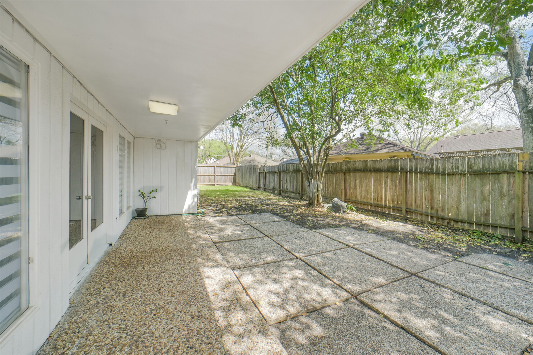1823 Cherry Bend Drive Property Photo 38