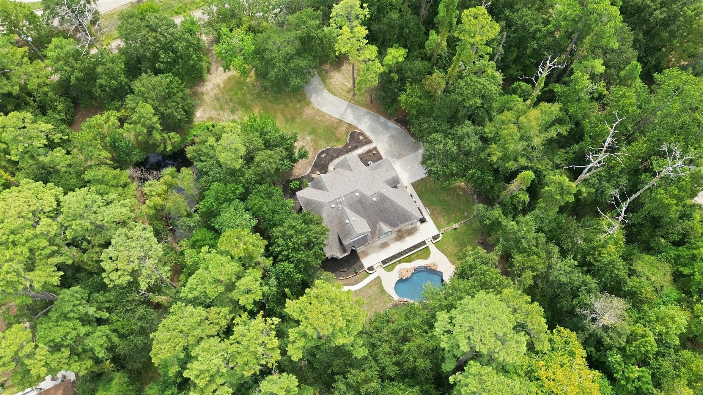13107 Pine Drive Property Photo 1