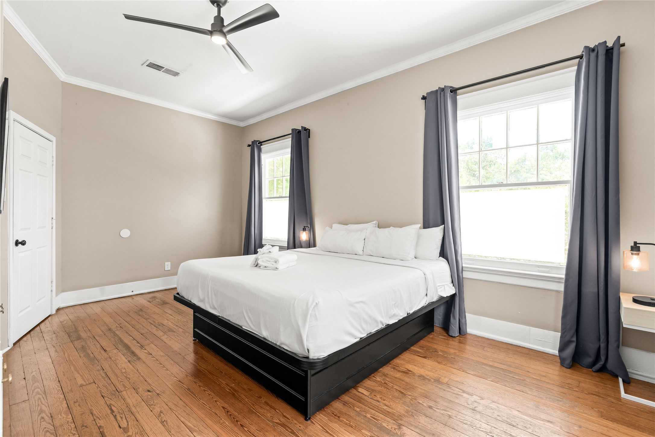 1202 Hawthorne Street Property Photo 18