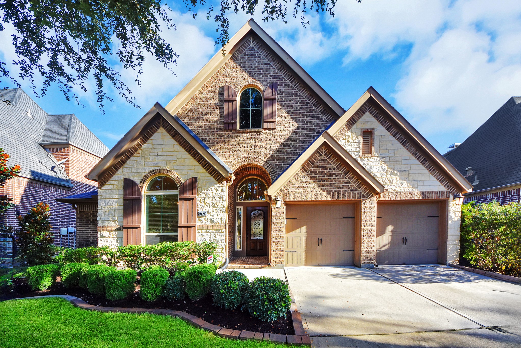 27126 Ashley Hills Court Property Photo 1