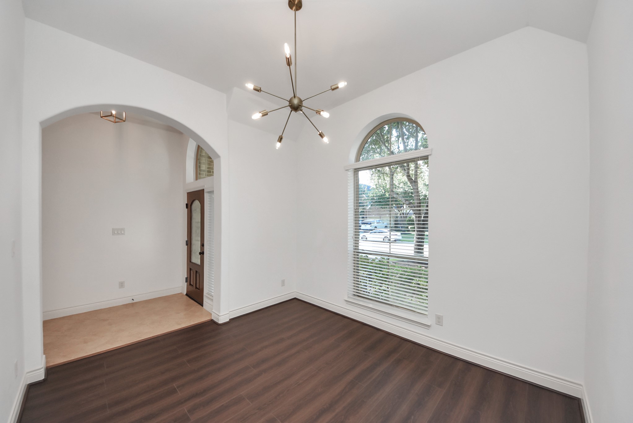 27126 Ashley Hills Court Property Photo 9