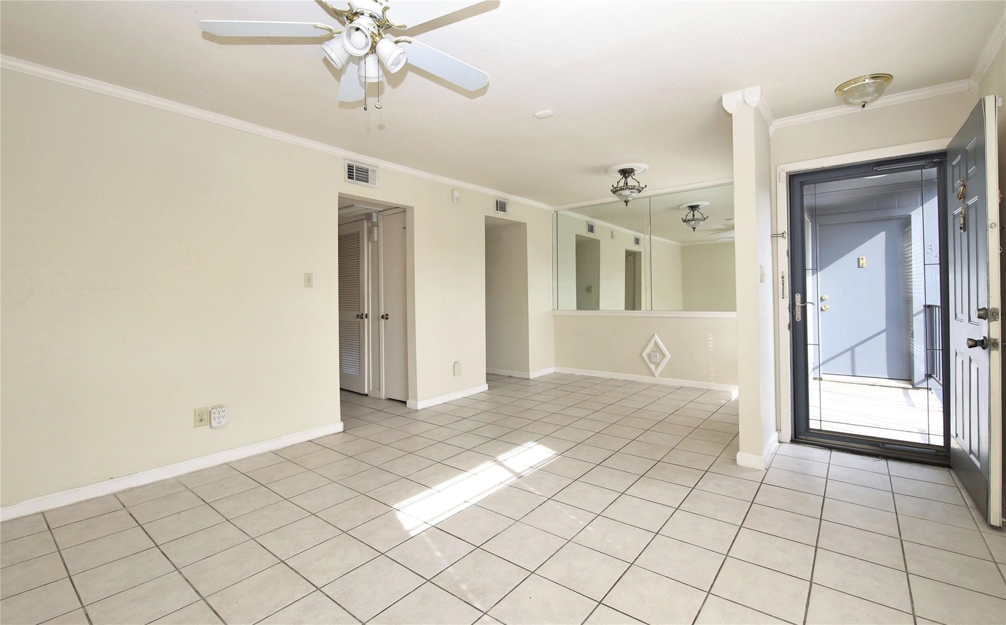 6202 Skyline 32 Property Photo 4