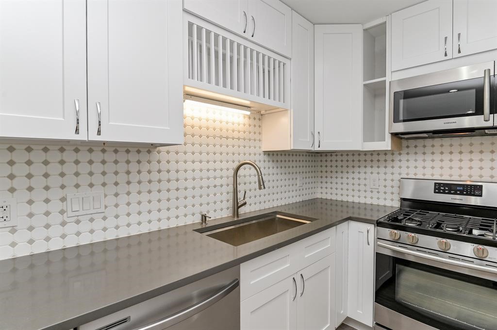5215 Cosby Street Property Photo 4