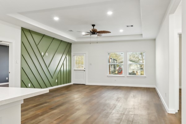 527 Autumn Lane Property Photo 8