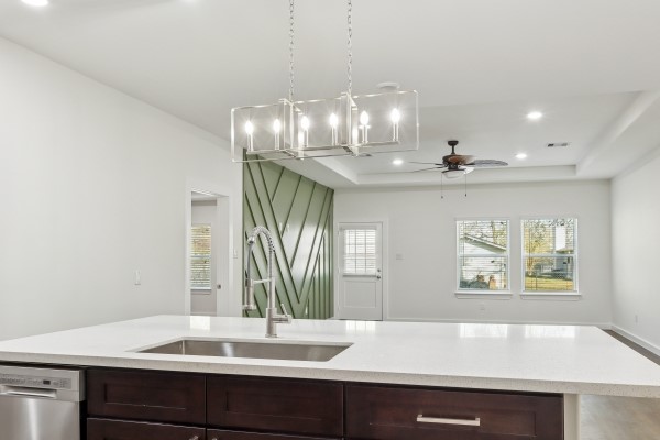 527 Autumn Lane Property Photo 12