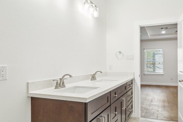 527 Autumn Lane Property Photo 19