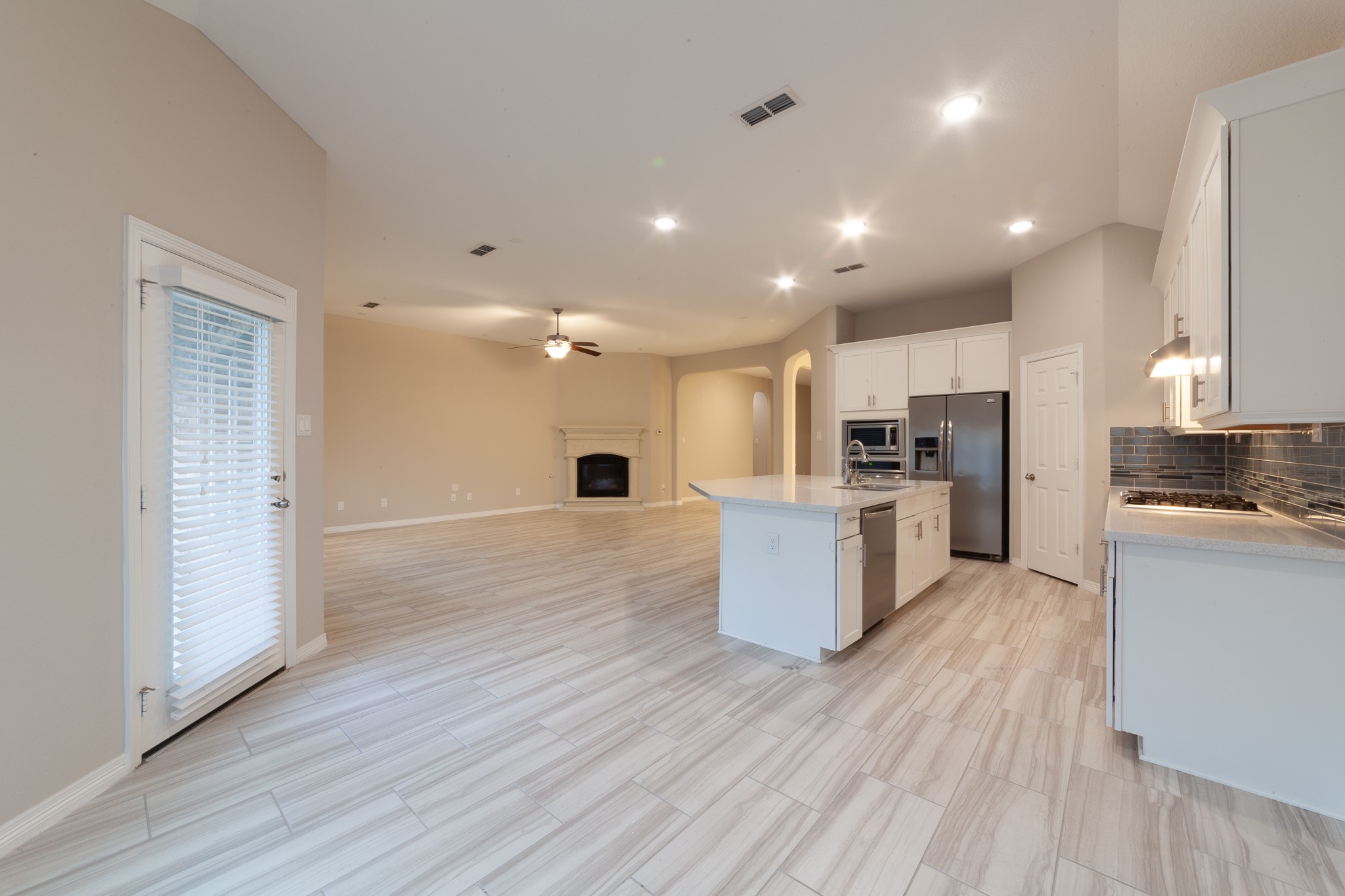 22138 Grand Mist Drive Property Photo 12