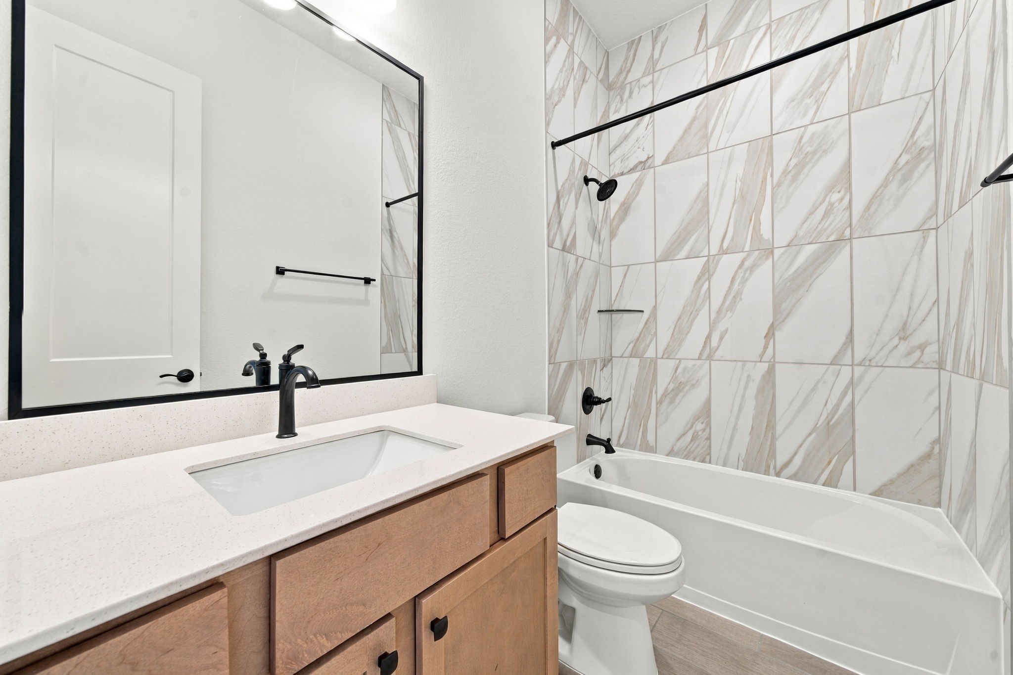 12219 Denham Drive Property Photo 14