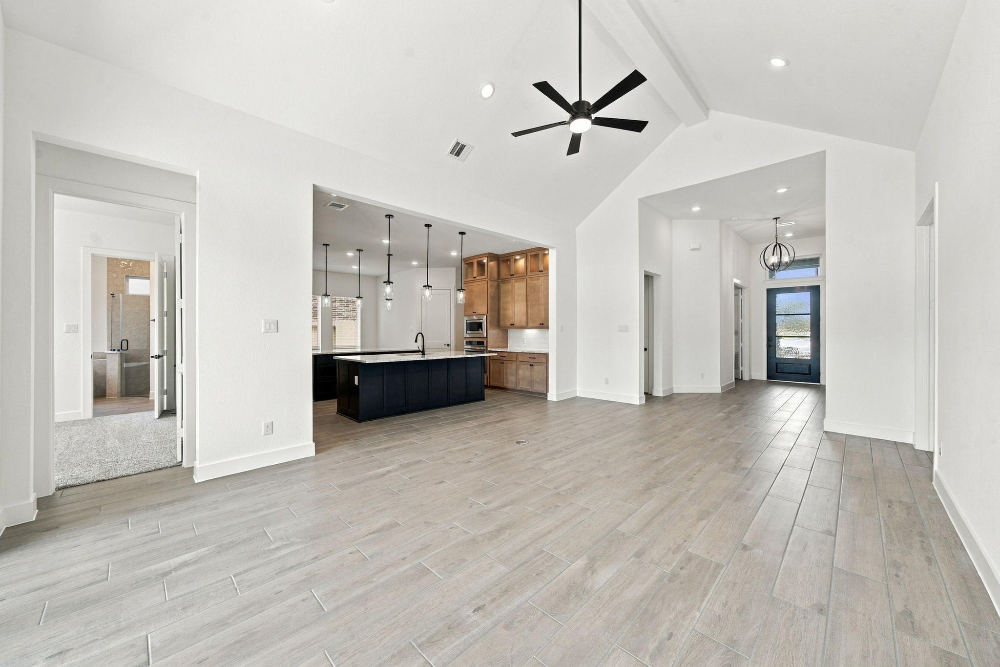 12219 Denham Drive Property Photo 18
