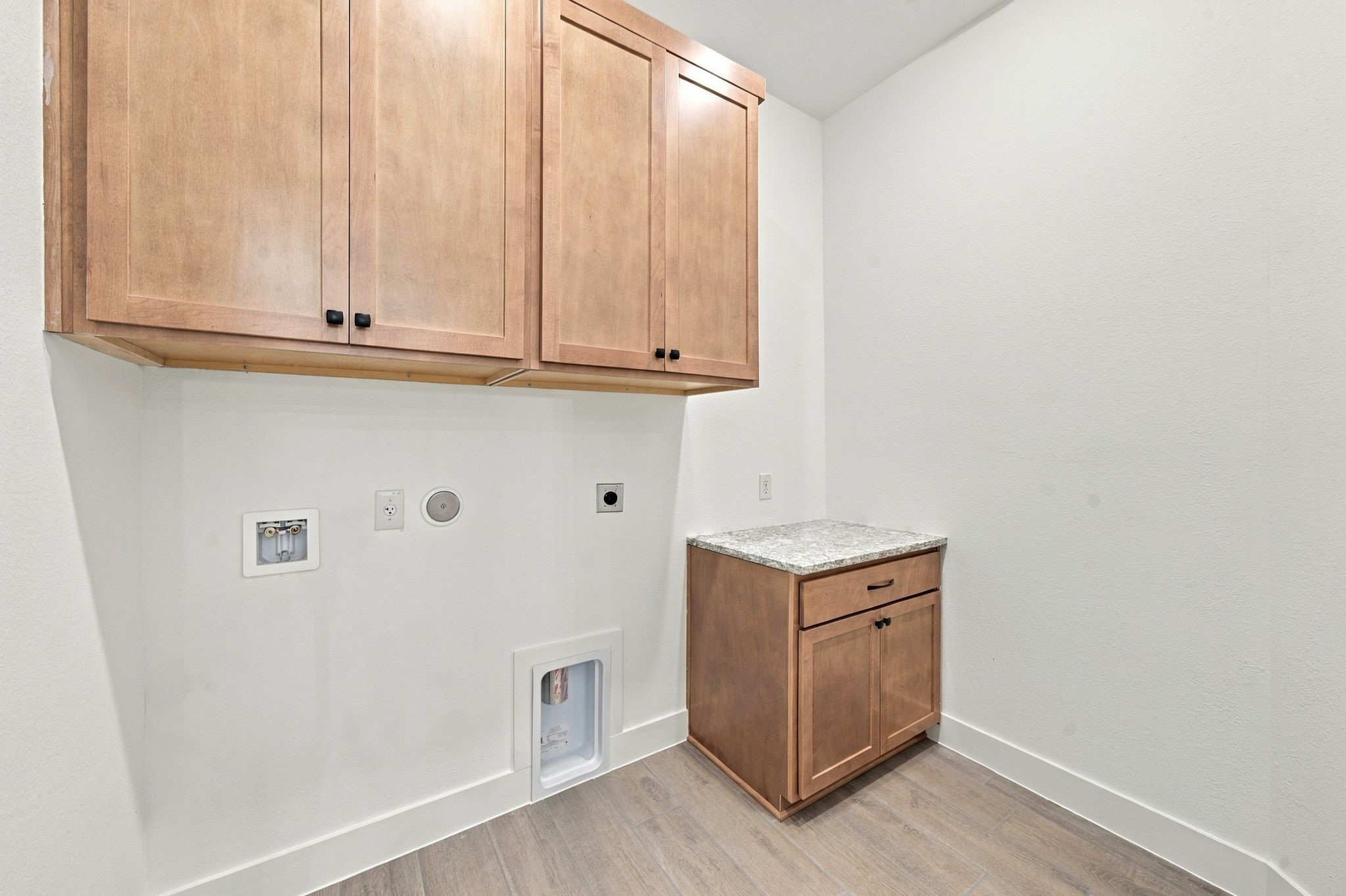 12219 Denham Drive Property Photo 27
