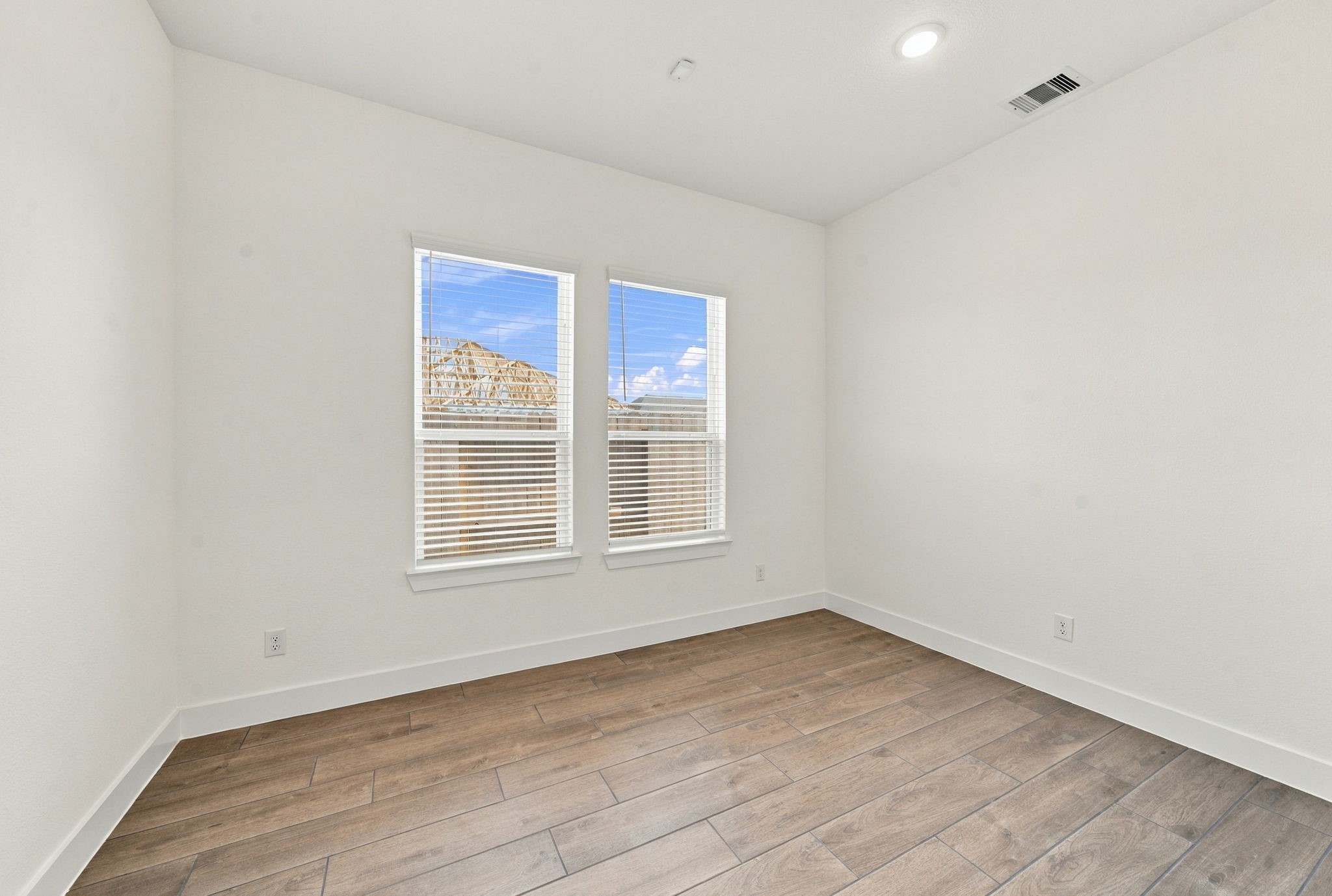 12219 Denham Drive Property Photo 28