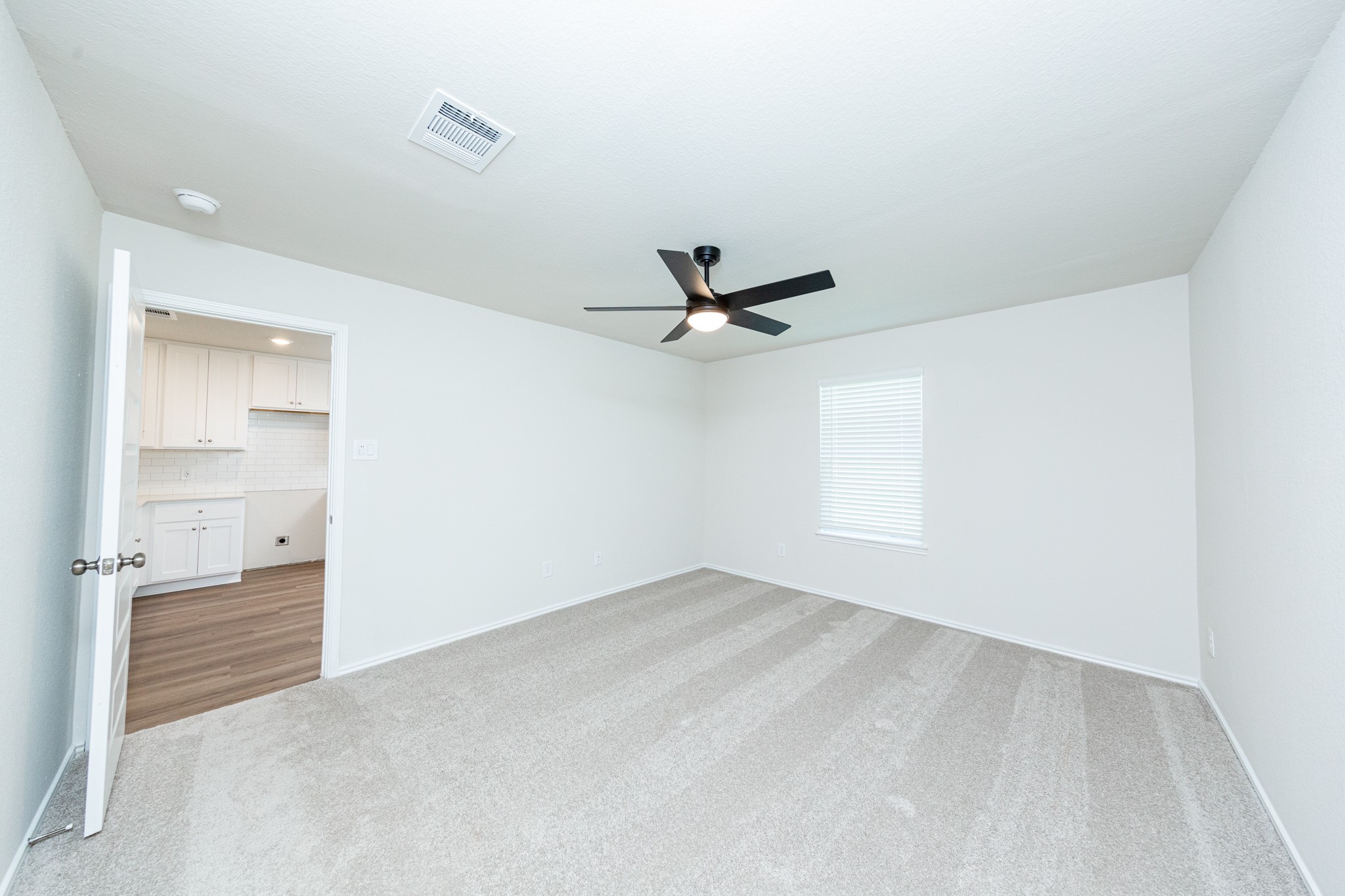 22811 American Kestrel Court Property Photo 7