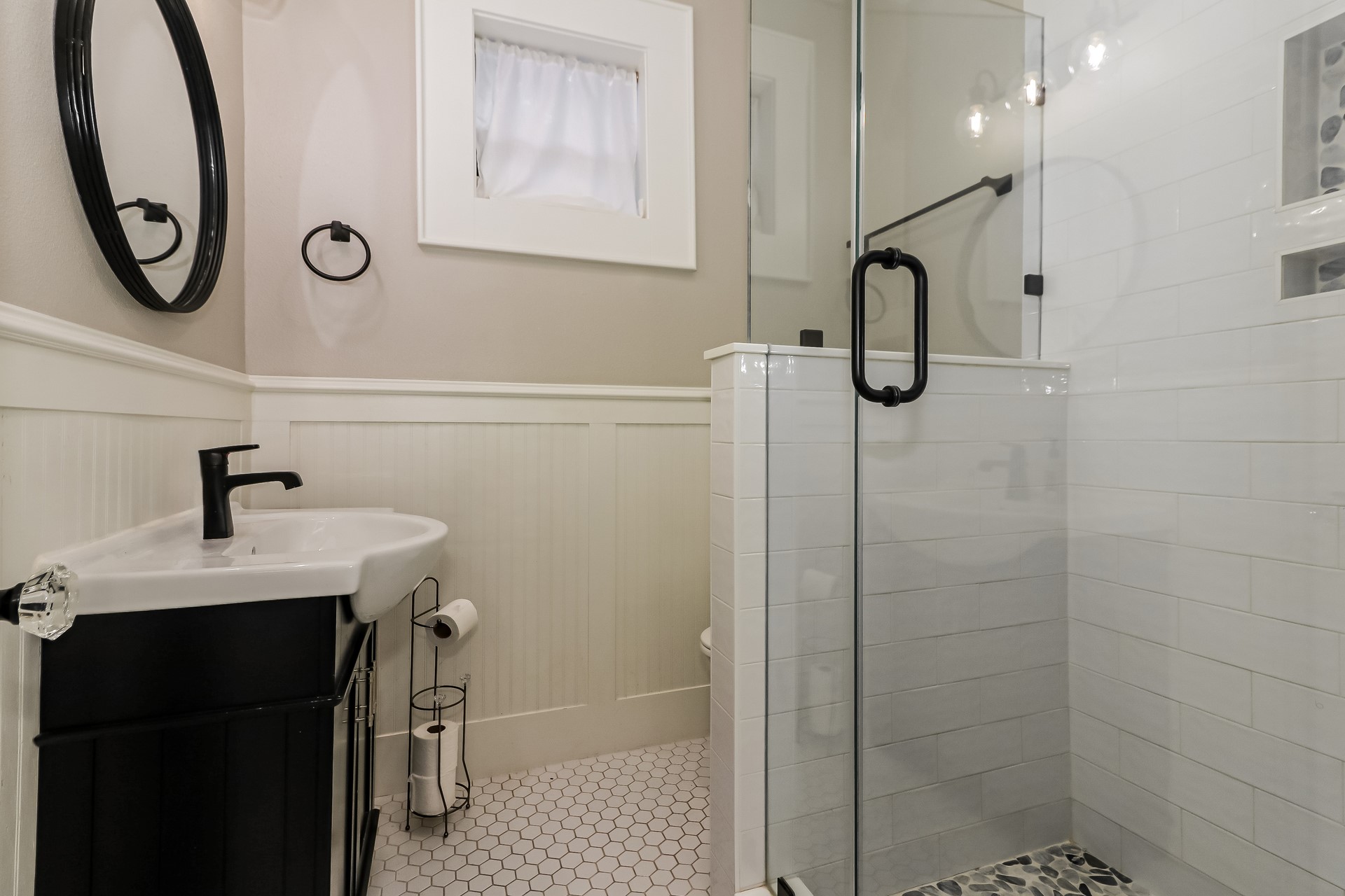 4715 Avenue P 1/2 Property Photo 9
