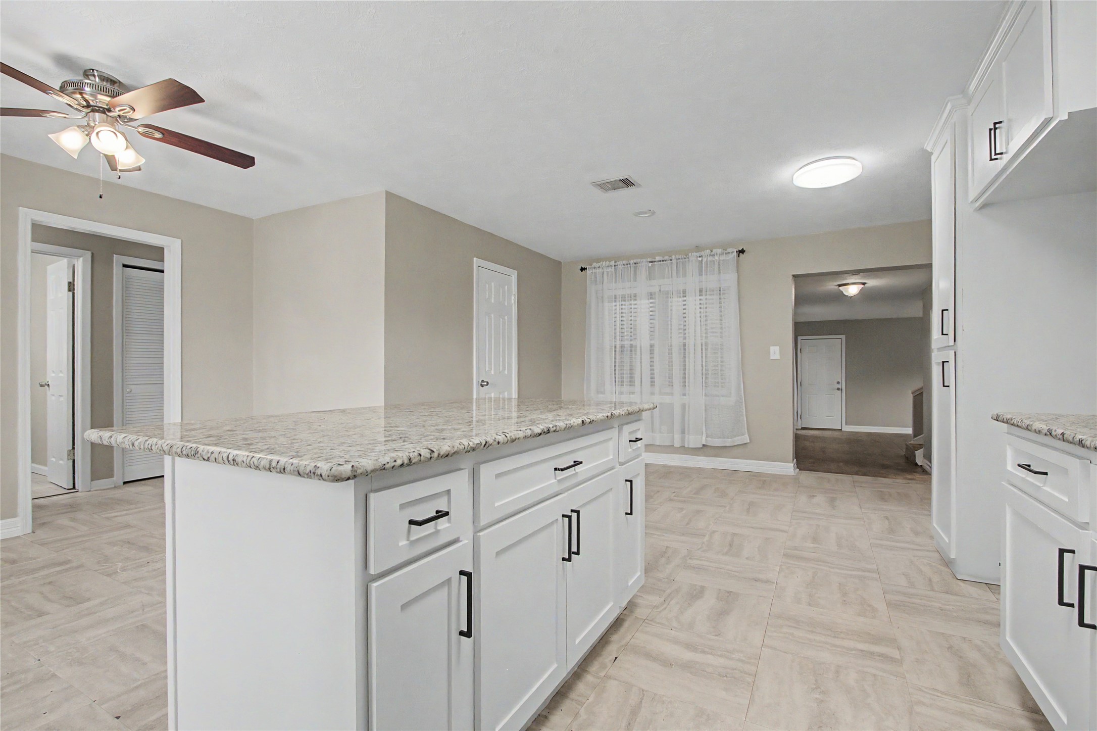 241 S Masonic Street Property Photo 15