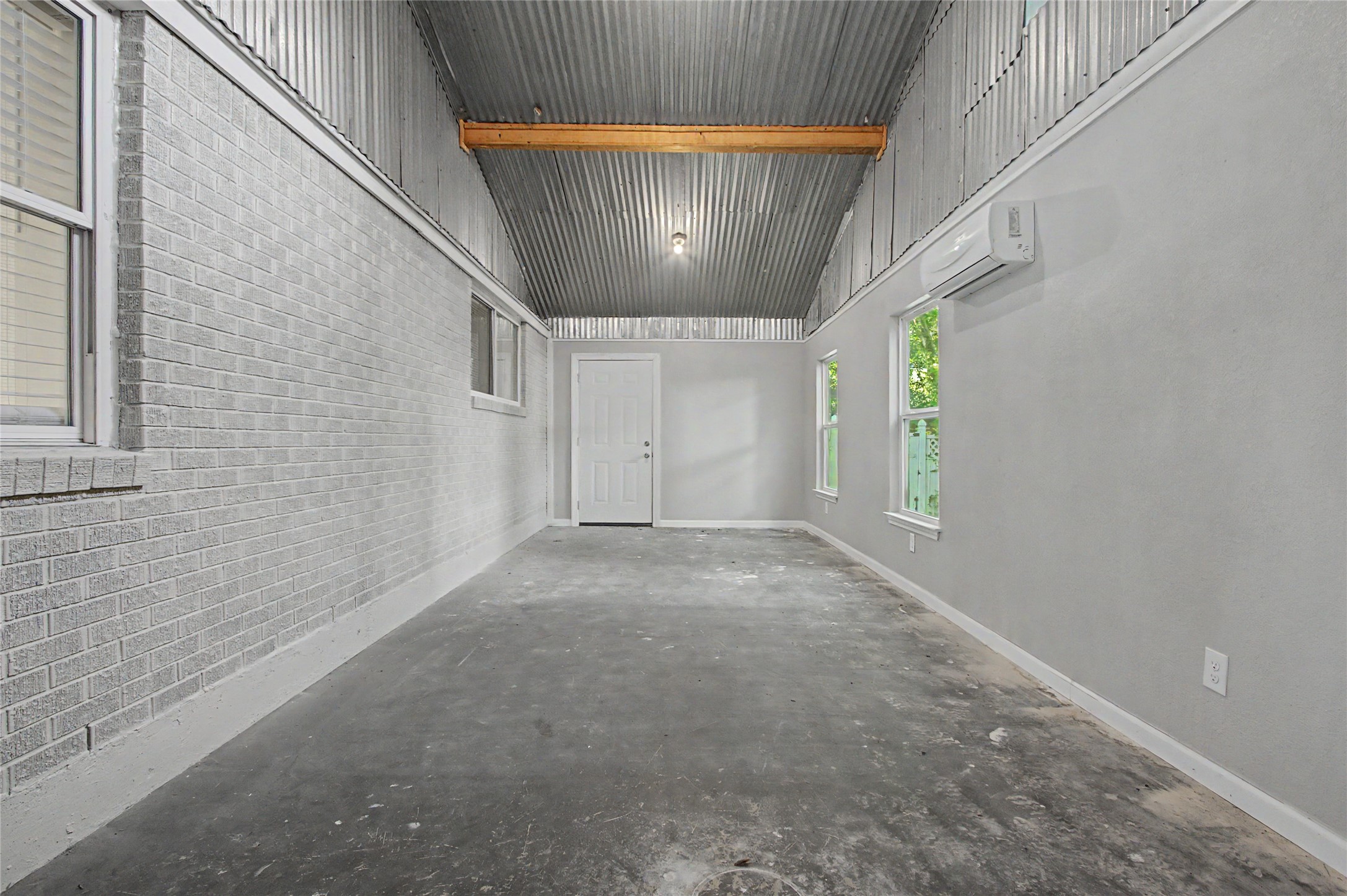 241 S Masonic Street Property Photo 23