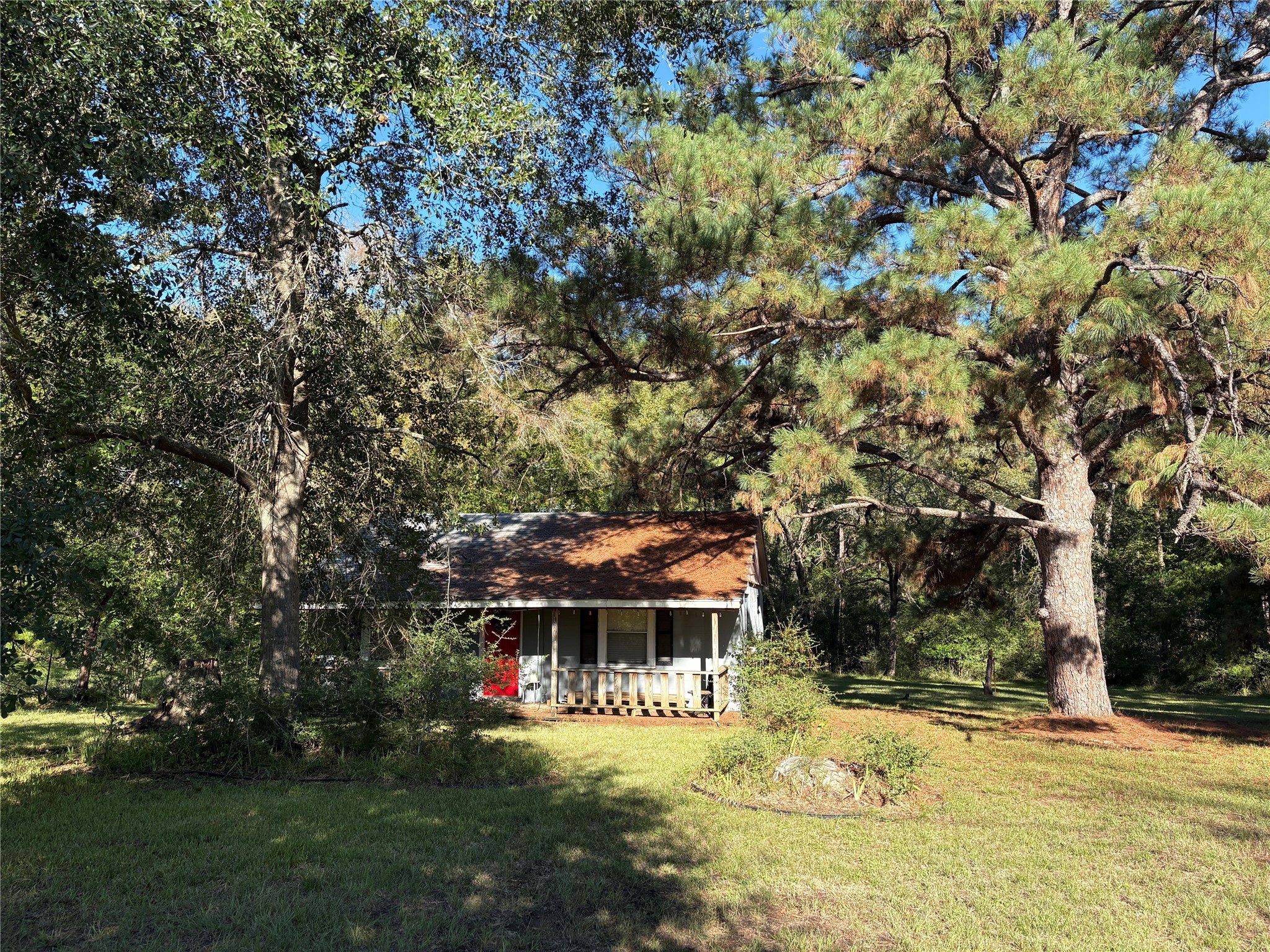 1704 S Commerce Street Property Photo 1
